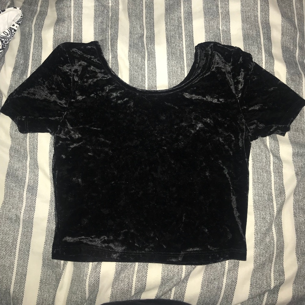 Black crushed velvet cropped top